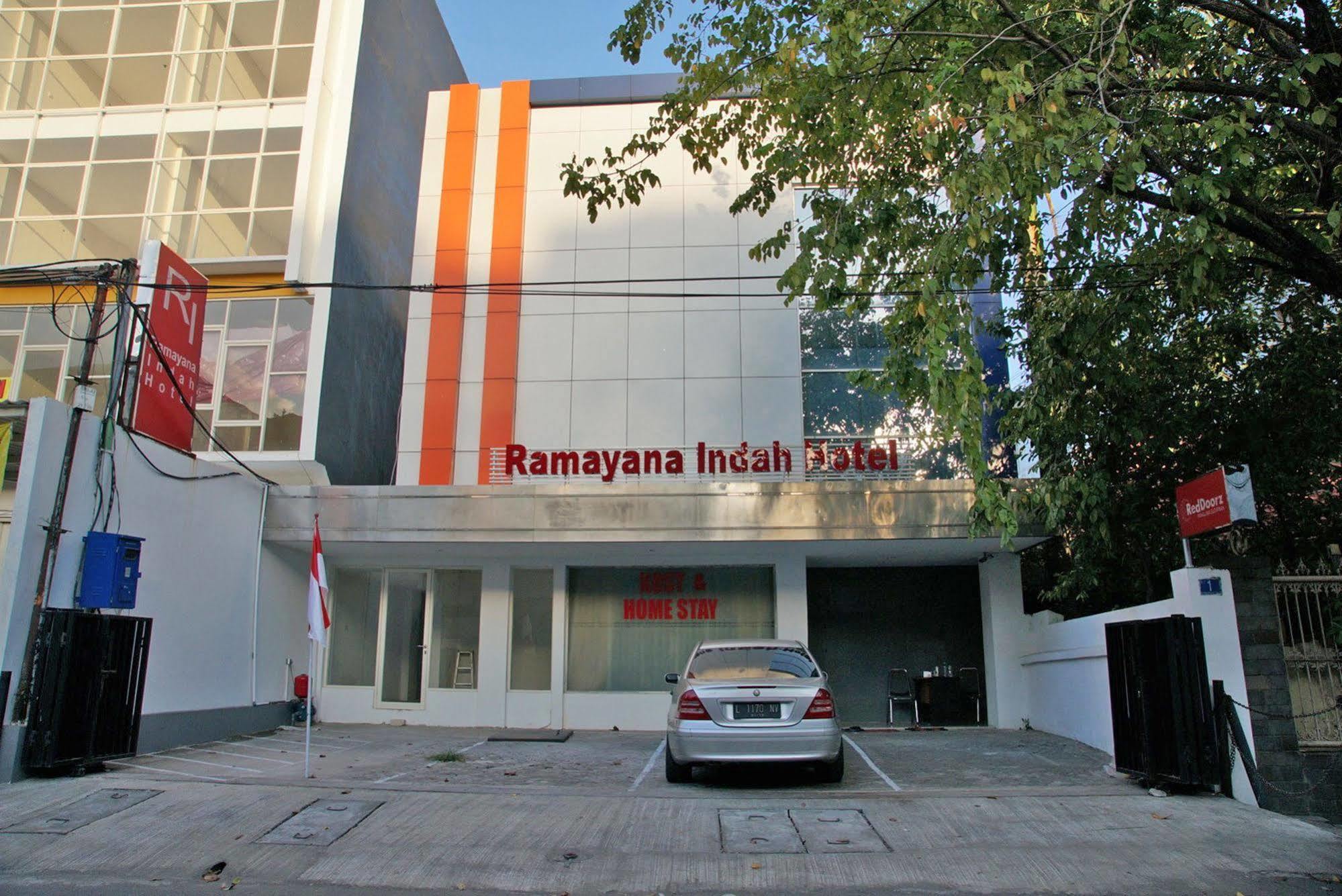Reddoorz @ Panglima Sudirman Hotel Surabaia Exterior foto