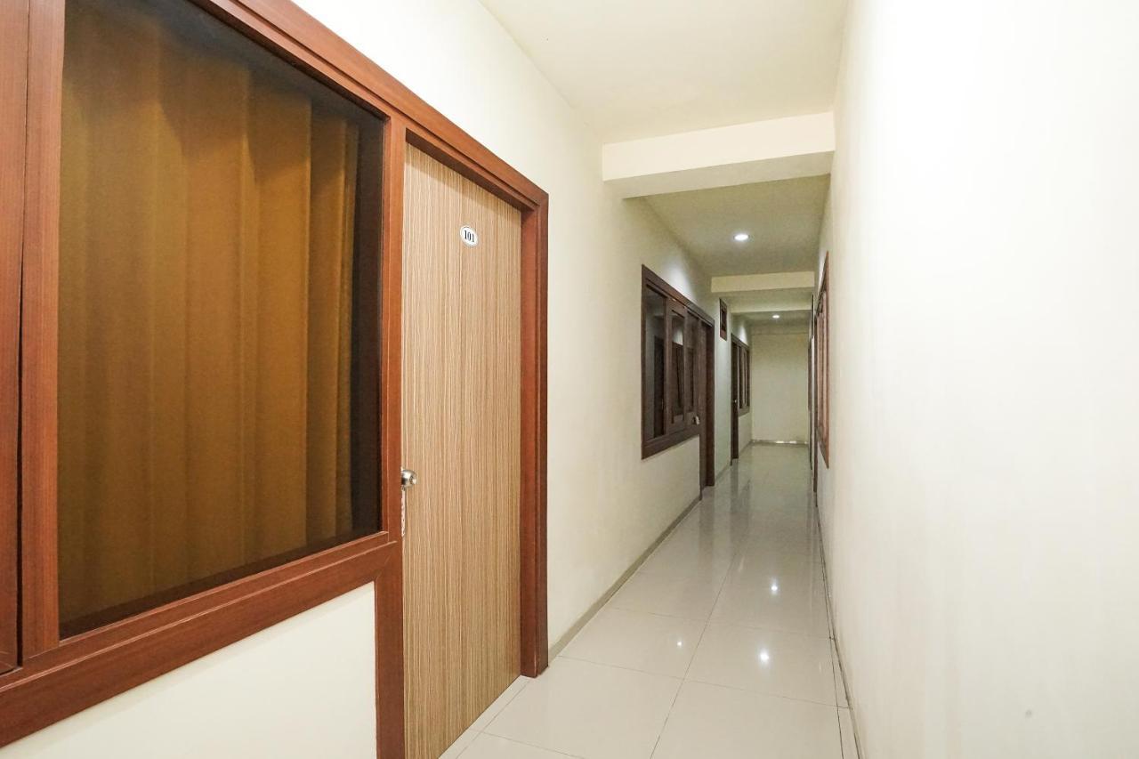 Reddoorz @ Panglima Sudirman Hotel Surabaia Exterior foto